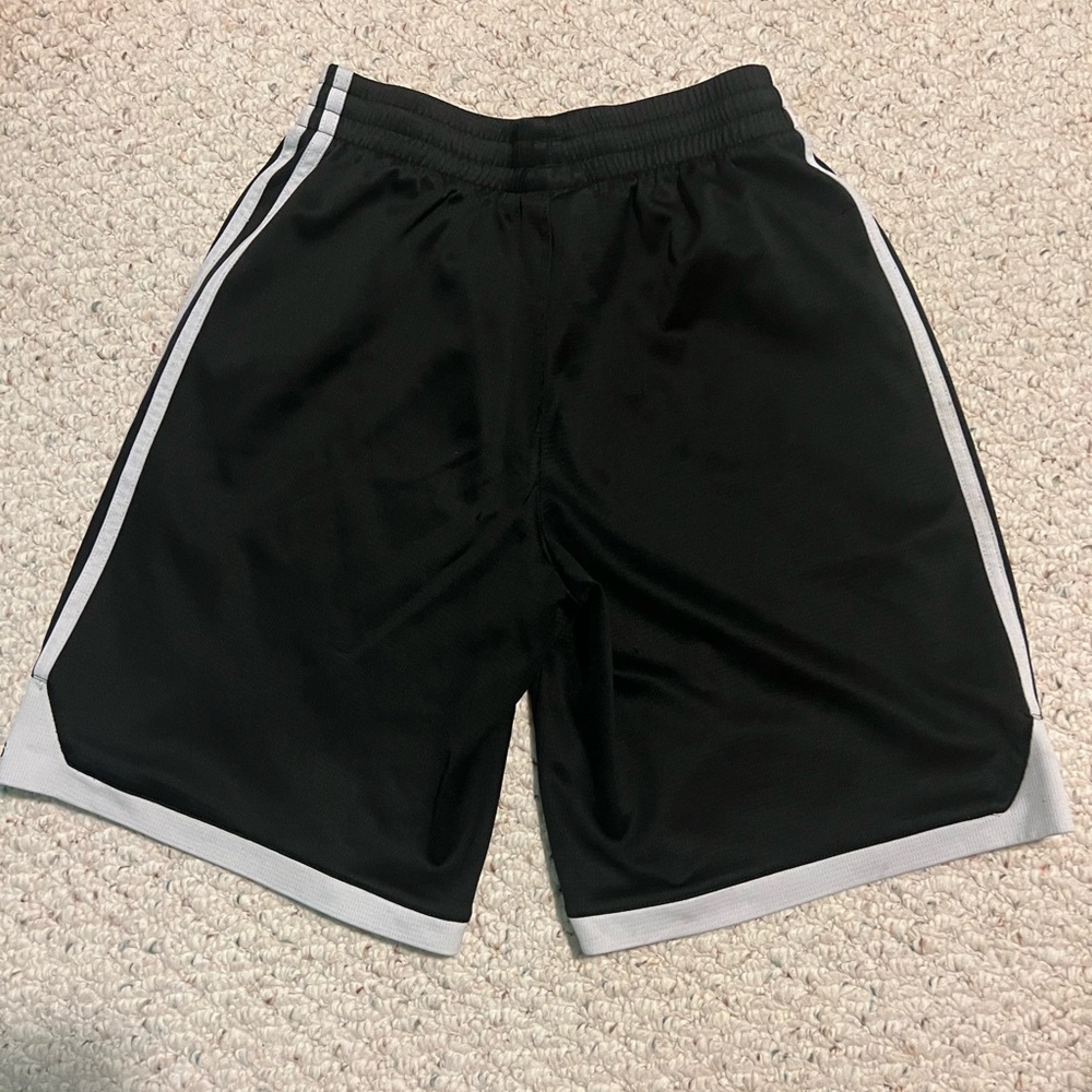 5 Pairs of athletics shorts + 1 pj shorts